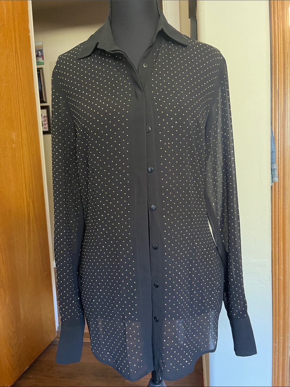bebe Black Button-Up Blouse with Gold Dot embellishments xxs fits like medium